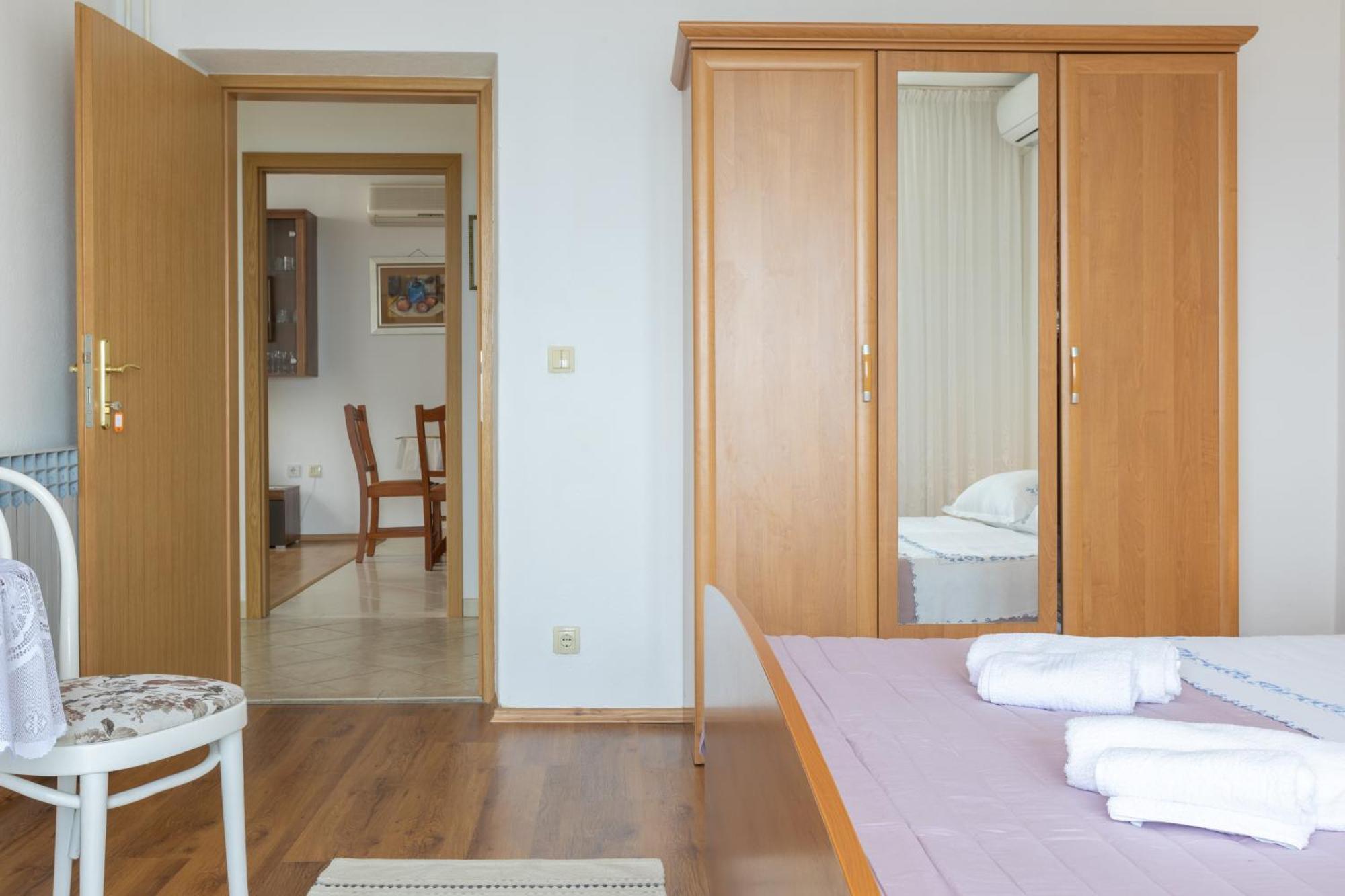 Brela Family Apartment Bagian luar foto