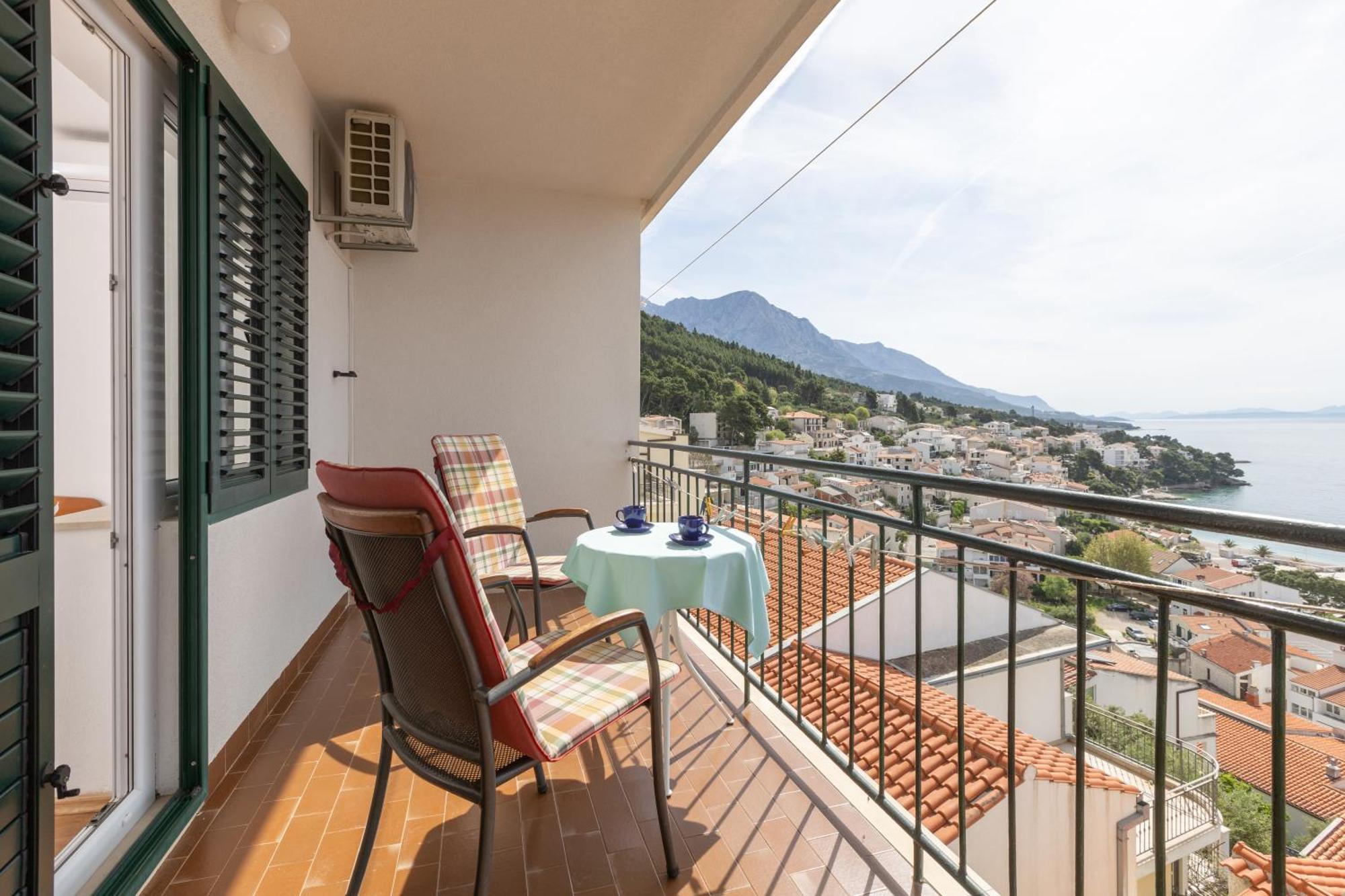 Brela Family Apartment Bagian luar foto